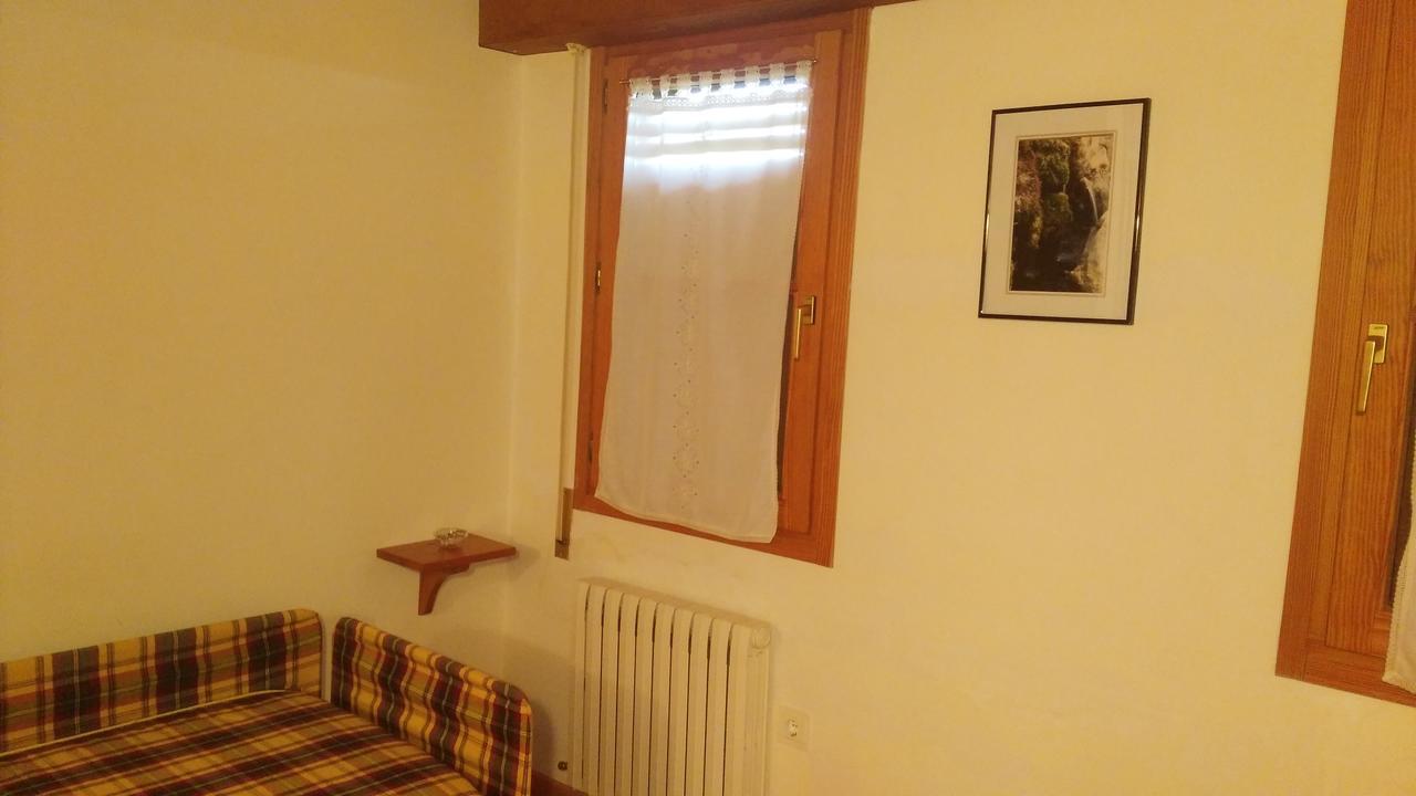 Bilanayur Hotel Alberuela de la Liena Buitenkant foto