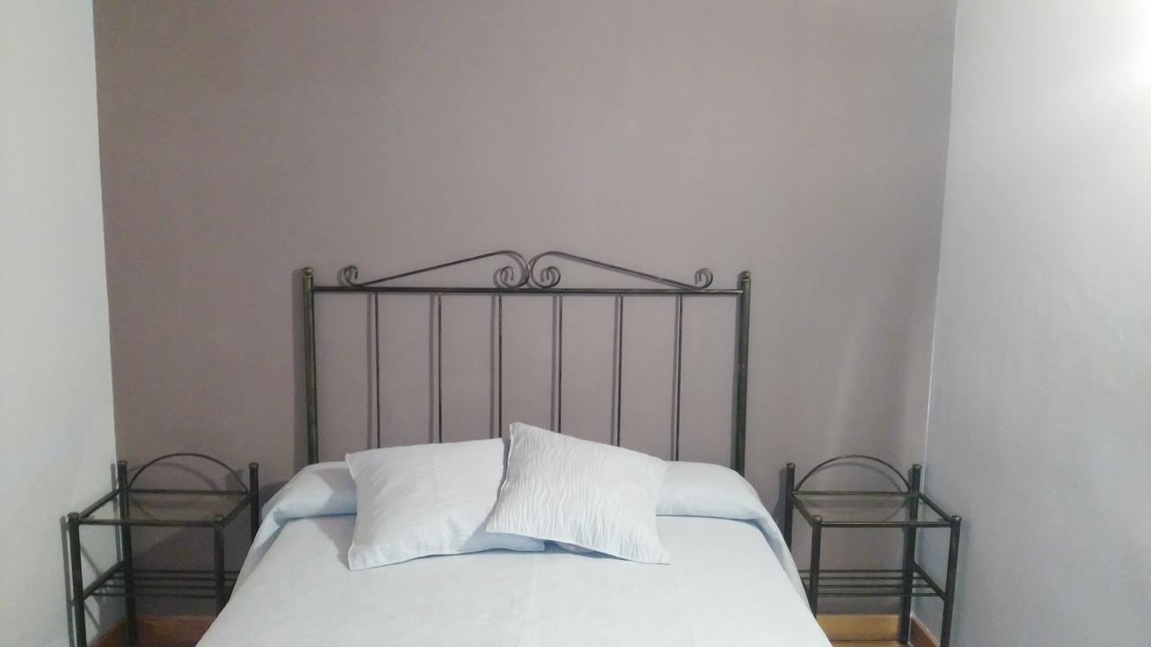 Bilanayur Hotel Alberuela de la Liena Buitenkant foto
